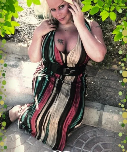 KIM Gros Seins