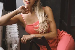 Veronika sweet