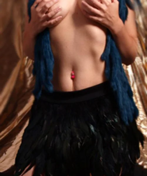P -n -lope escort girl Paris