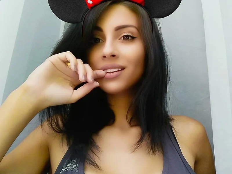 Lena_Amatour