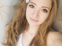 AVRIL_LGE