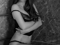 Angela Hayes