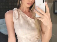 ALLISON KISS