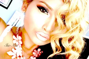 Shemale escort in Amsterdam Mia