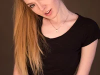 AVRIL_LGE