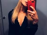 VIVIANNA PARIS
